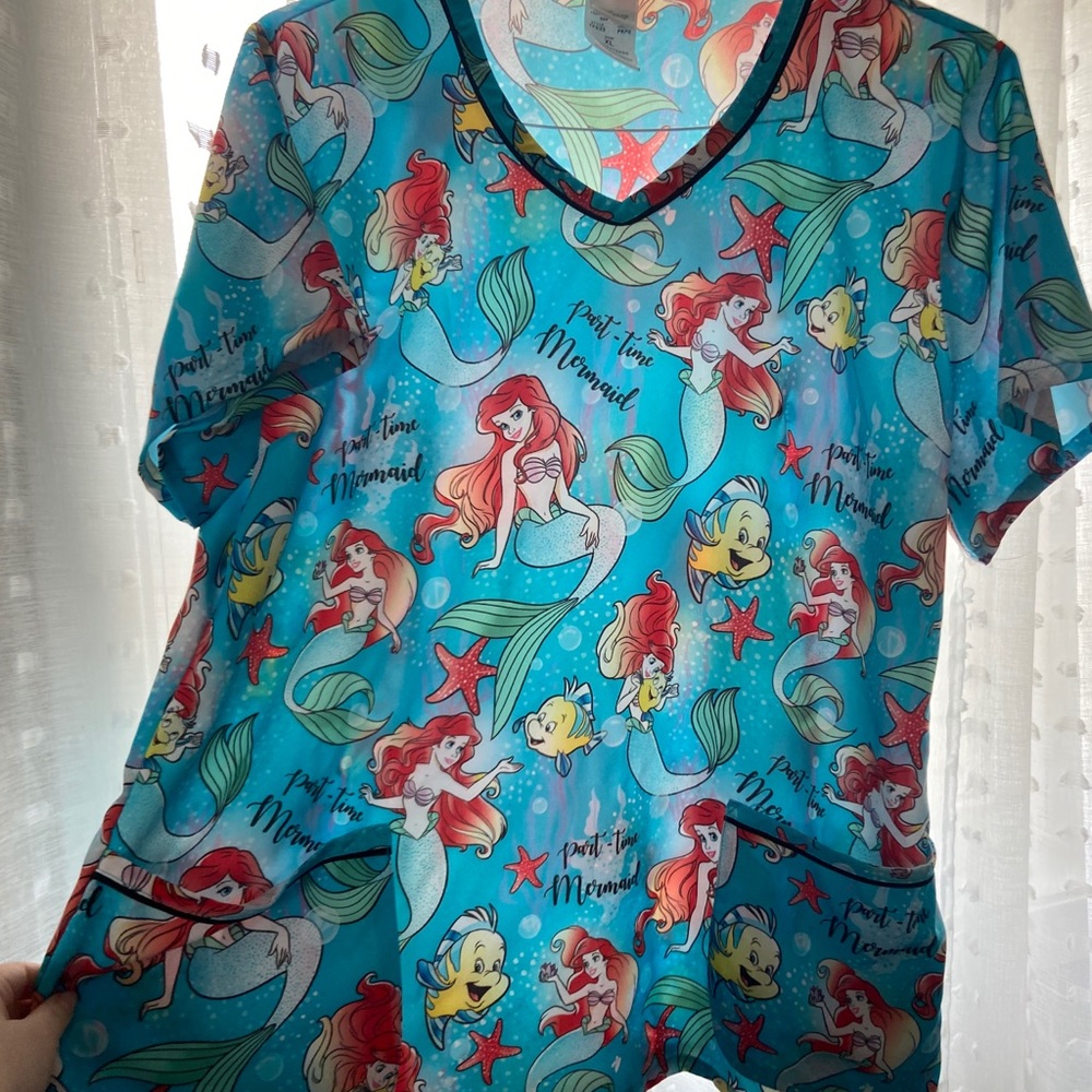 Disney Little Mermaid XL scrub top